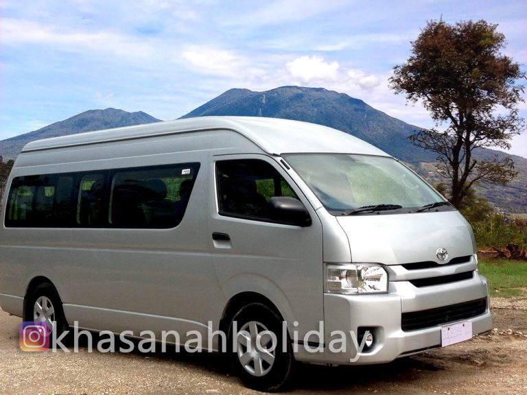 Perkhidmatan Sewa Van Toyota Hiace Padang Bukittinggi